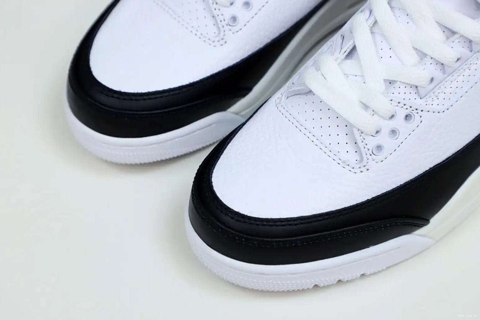 DESIGN JORDAN 3 'WHITE' Kimikick AIR RETRO SP X FRAGMENT 0523